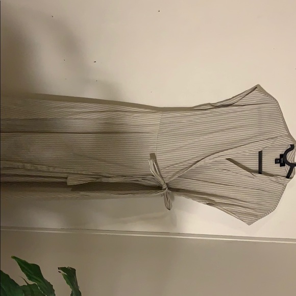 Mossimo Supply Co. Dresses & Skirts - Mossimo Faux Wrap Dress